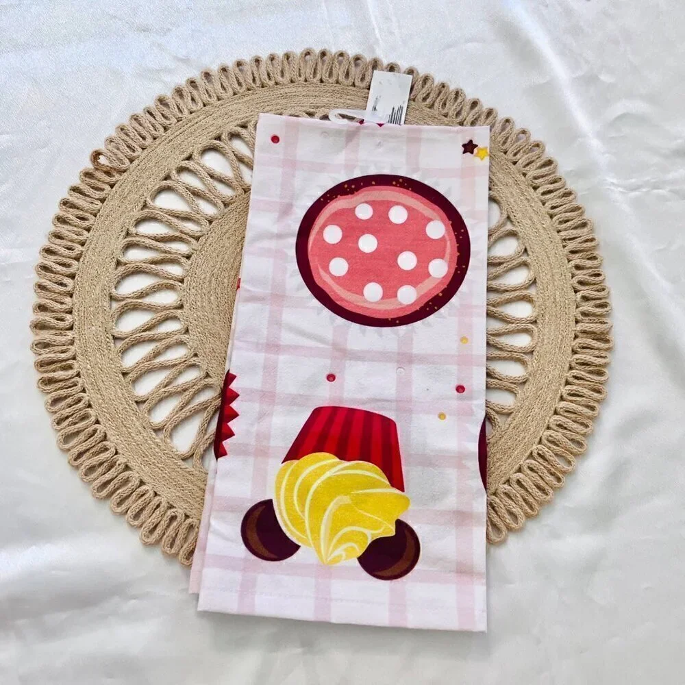 NWT Disney Mickey Pie Towel Set